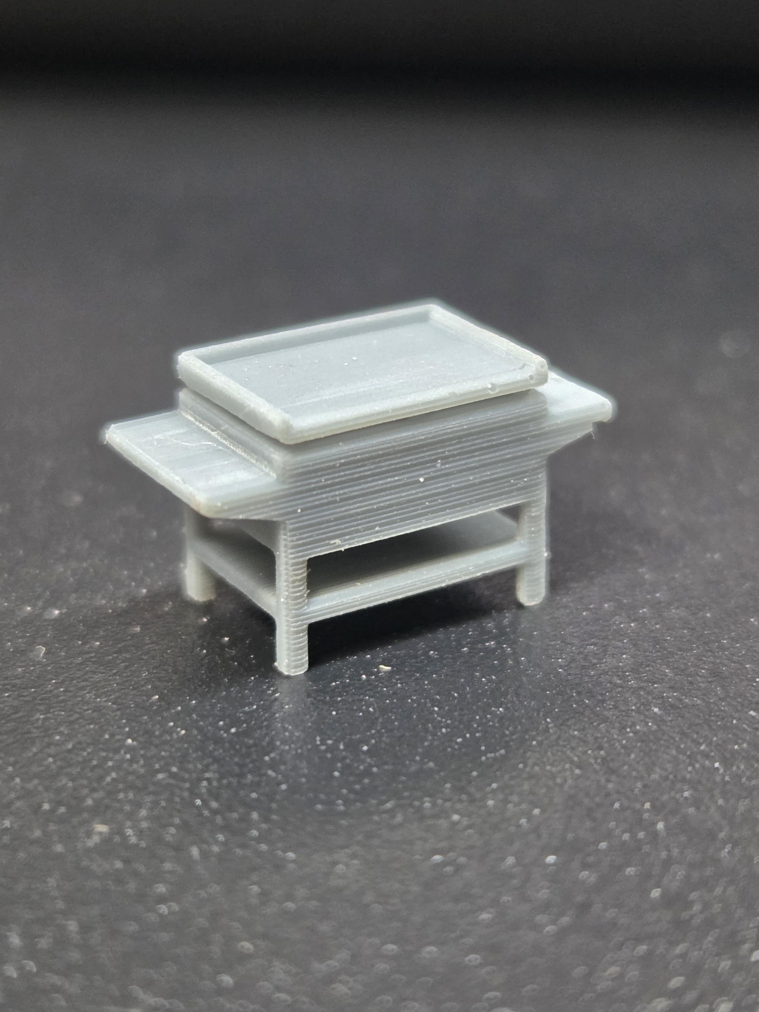 HO SCALE FLAT TOP GRILLS (2 PER PACK)