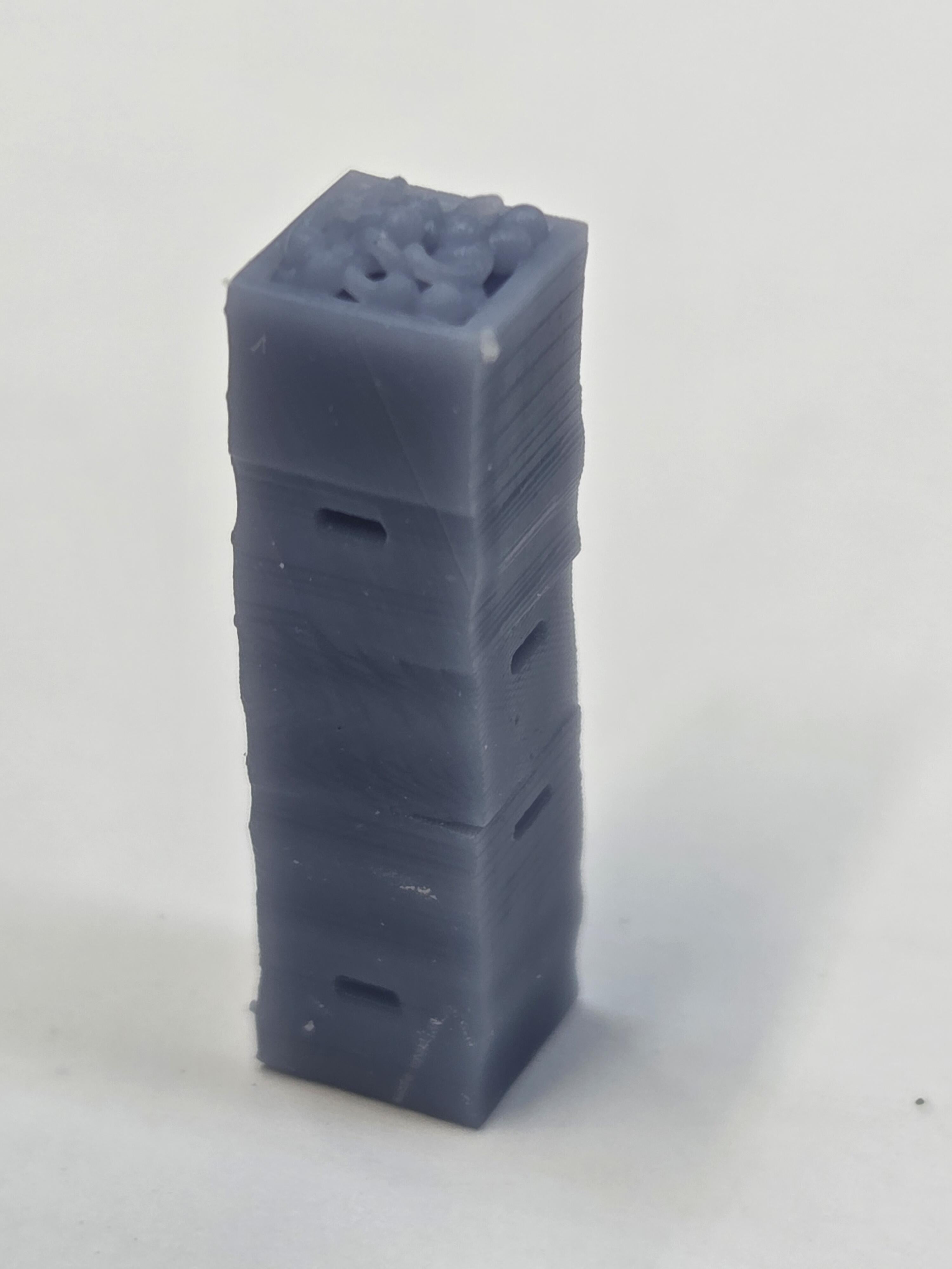 HO SCALE BOXES OF PUMPKIN FRUIT 5 HIGH (4 PER PACK)