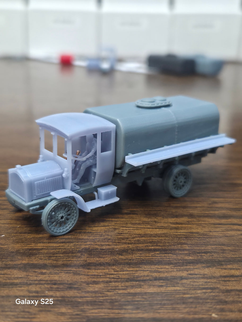 Ho Scale 1920's Packard Tanker Truck Kit