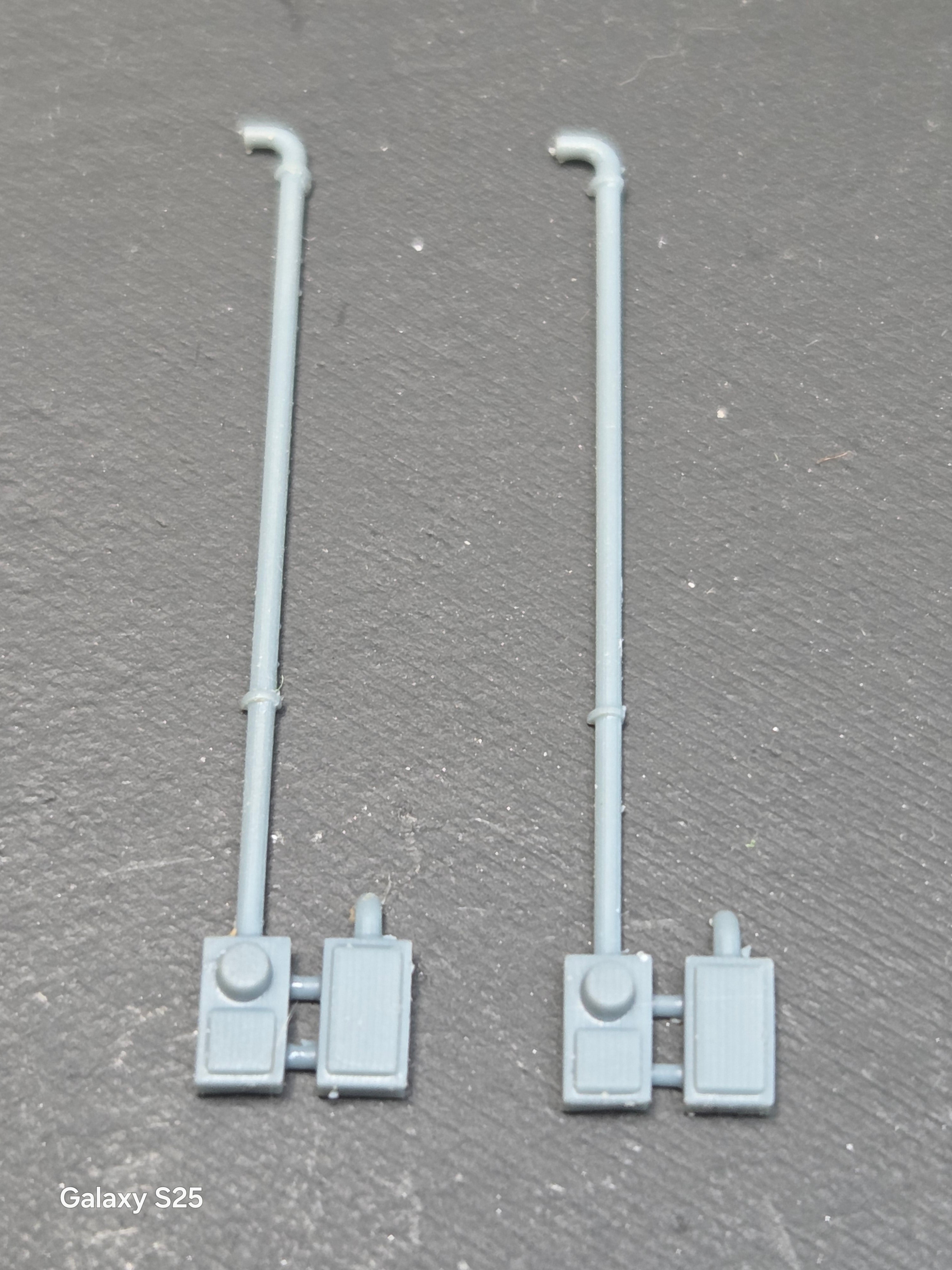 N SCALE HOUSE ELECTRIC METERS (2 PER PACK)